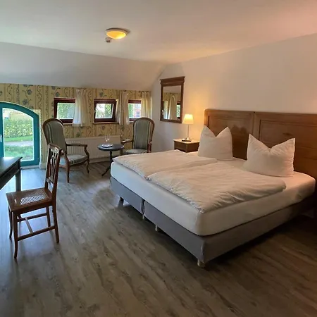 Отель Wasserschloss Mellenthin