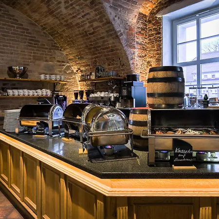 Wasserschloss Отель Mellenthin