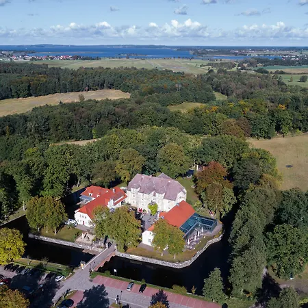 Отель Wasserschloss